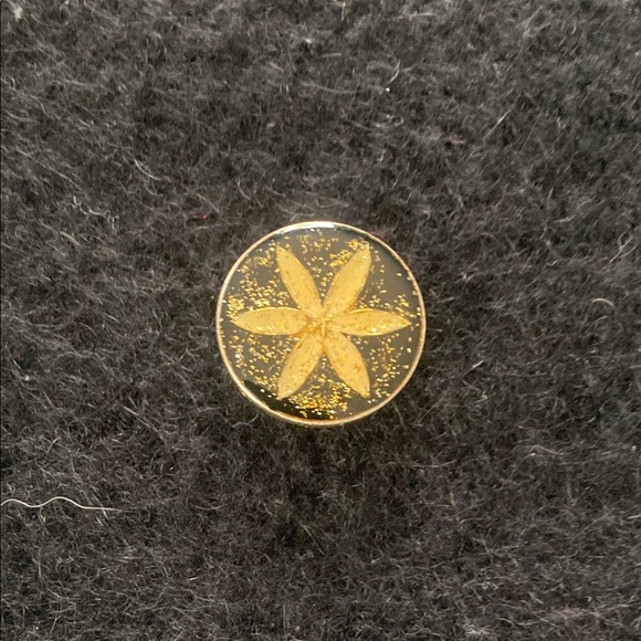 Elegant Wool Textured Crossbody Bag - Picture 3 of 5